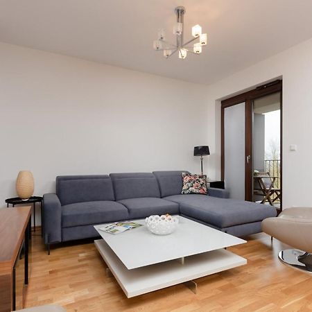 Warsaw Srodmiescie Apartment With Balcony By Noclegi Renters Dış mekan fotoğraf