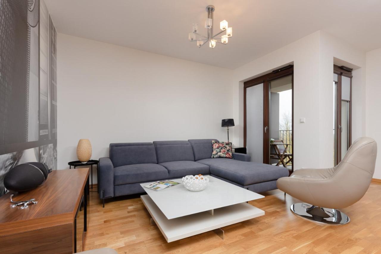 Warsaw Srodmiescie Apartment With Balcony By Noclegi Renters Dış mekan fotoğraf