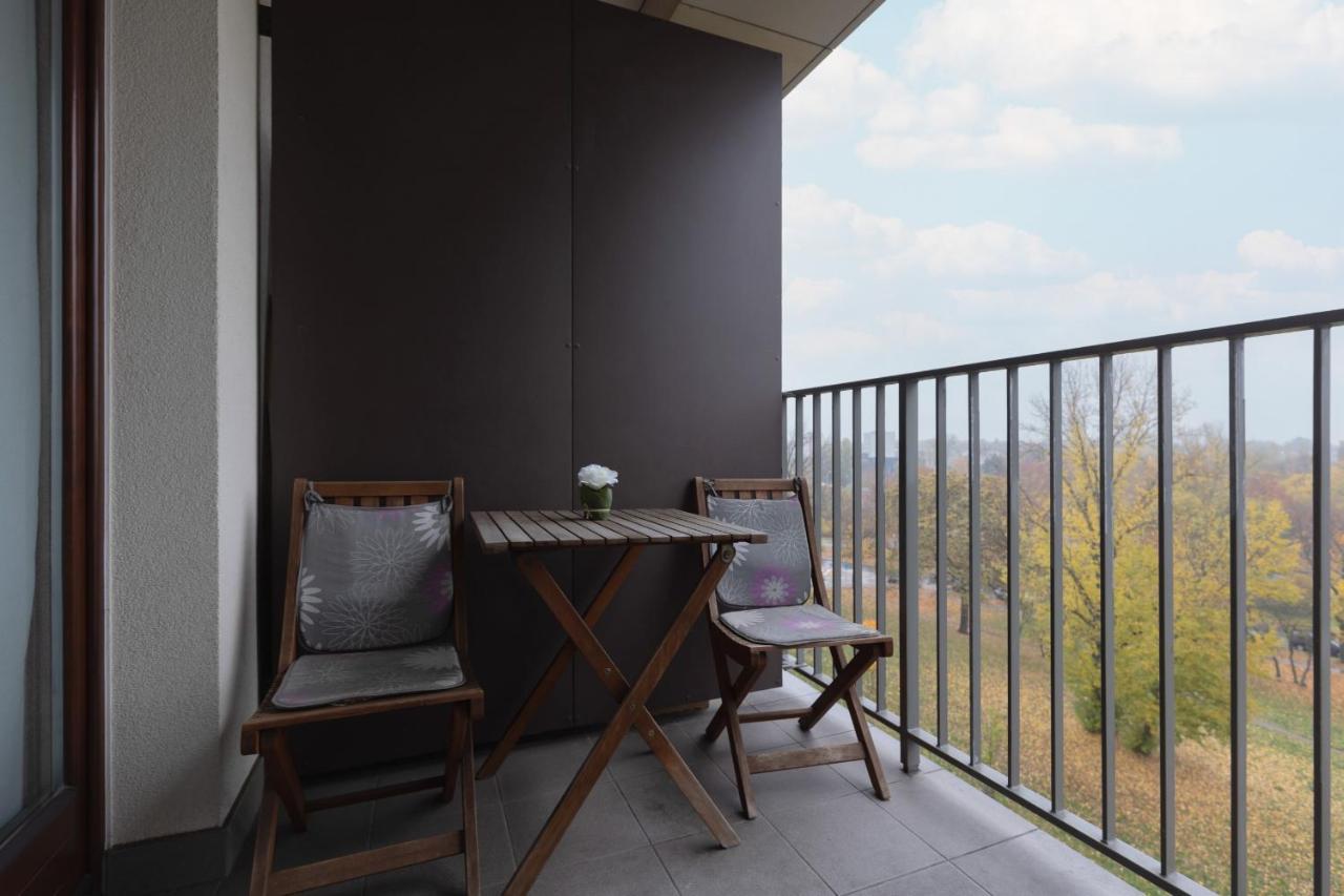 Warsaw Srodmiescie Apartment With Balcony By Noclegi Renters Dış mekan fotoğraf