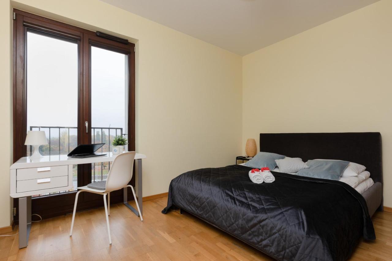 Warsaw Srodmiescie Apartment With Balcony By Noclegi Renters Dış mekan fotoğraf